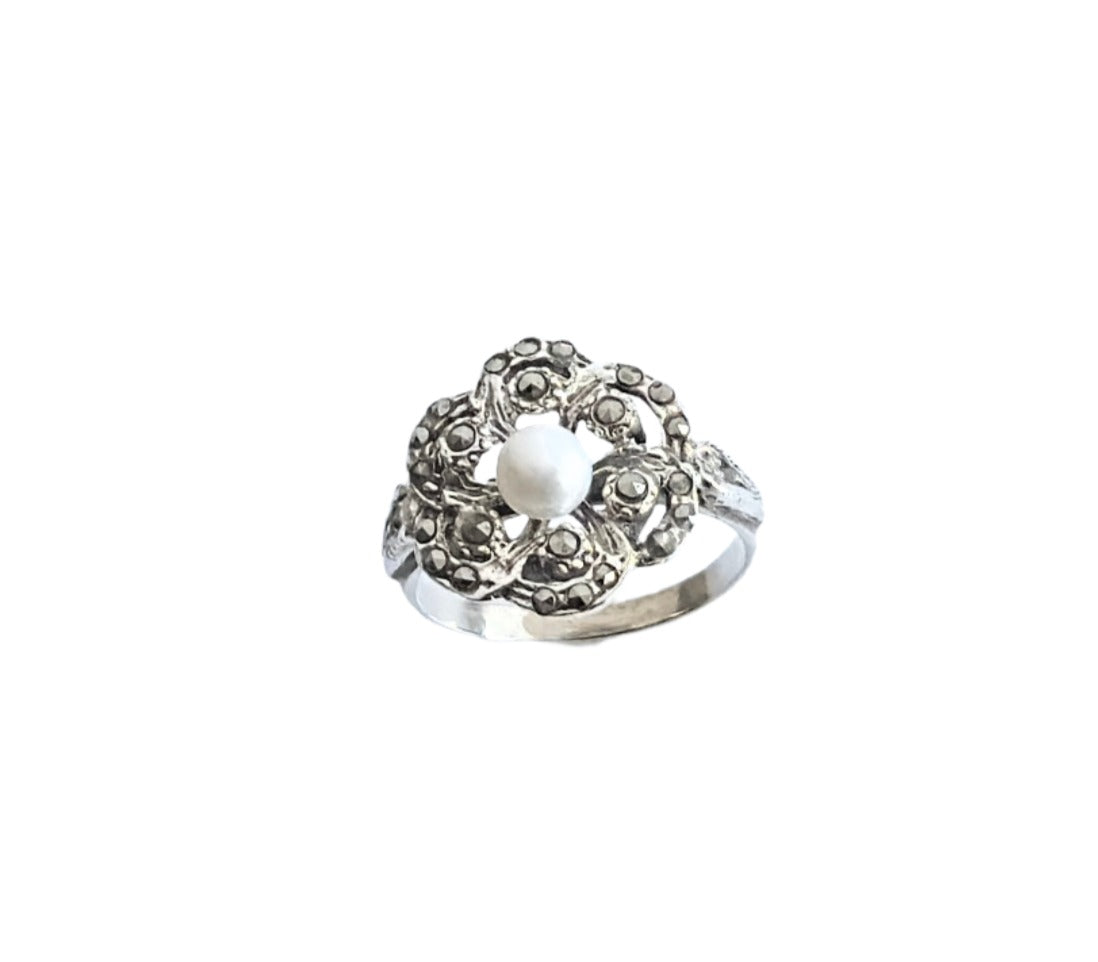 925 Sterling Silver Vintage Flower Pearl Ring