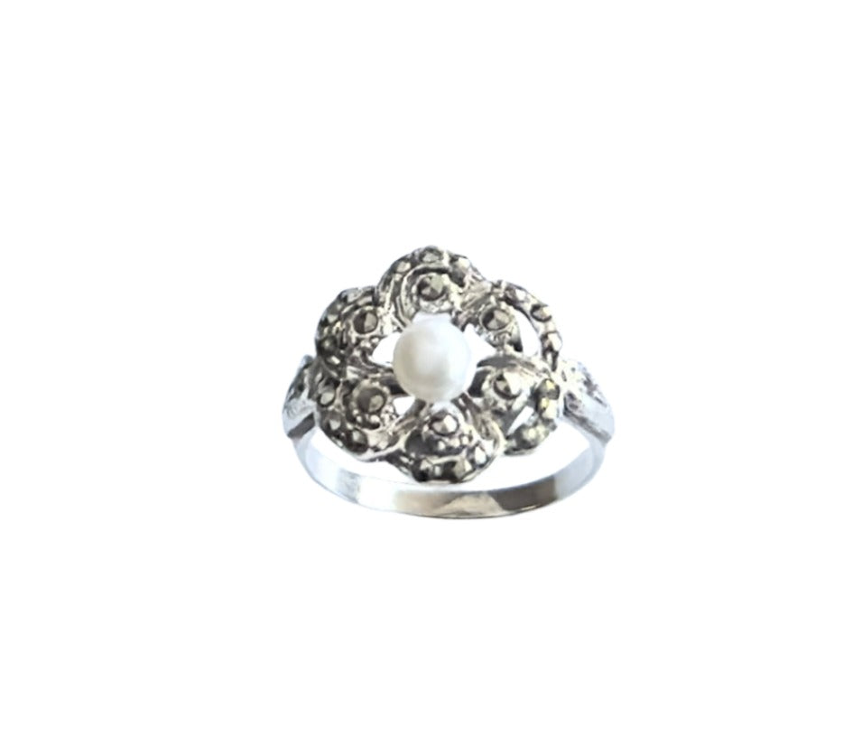 925 Sterling Silver Vintage Flower Pearl Ring