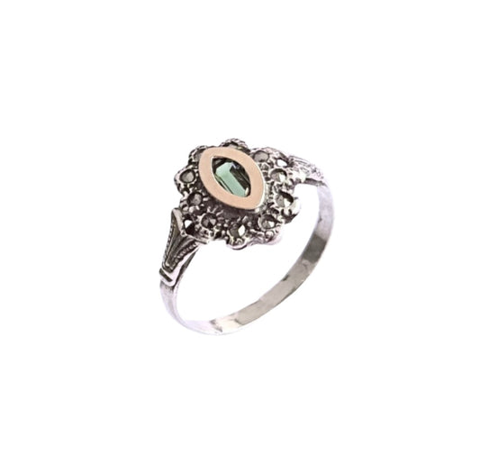 925 Sterling Silver & 9K Gold Green Gemstone Vintage Ring