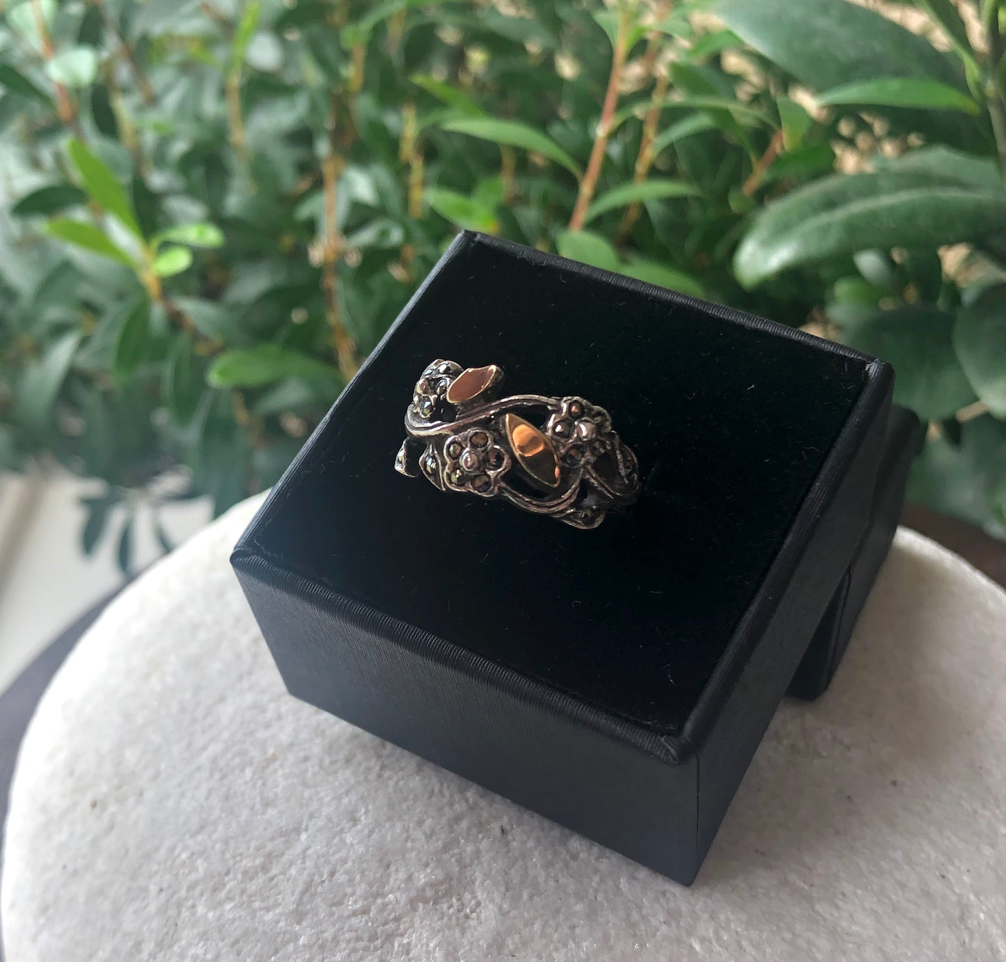 925 Sterling Silver & 9K Gold Nature Inspired Vintage Ring