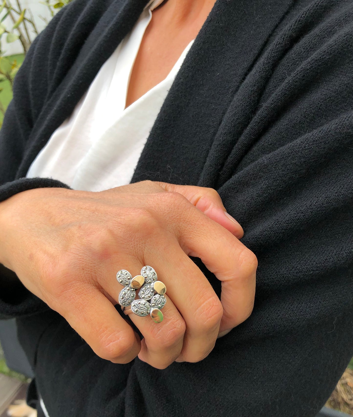 925 Sterling Silver & 9k Gold Golden Petals Vintage Ring