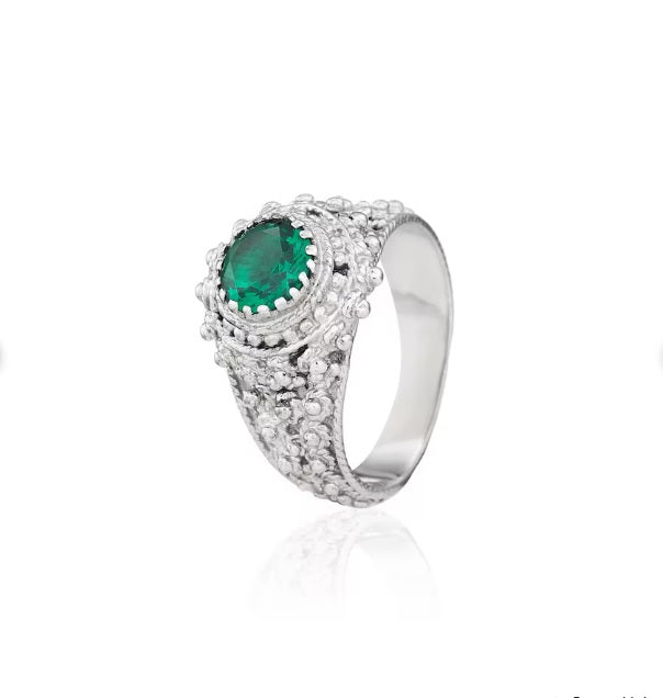 925 Sterling Silver Emerald Vintage Ring