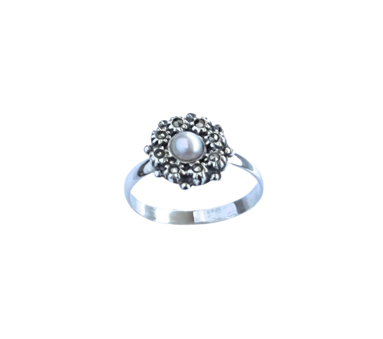 925 Sterling Silver Small Flower Pearl Vintage Ring